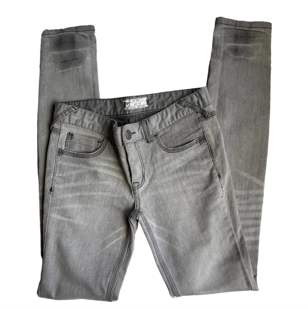 FREE people gray light wash skinny jeans size 29